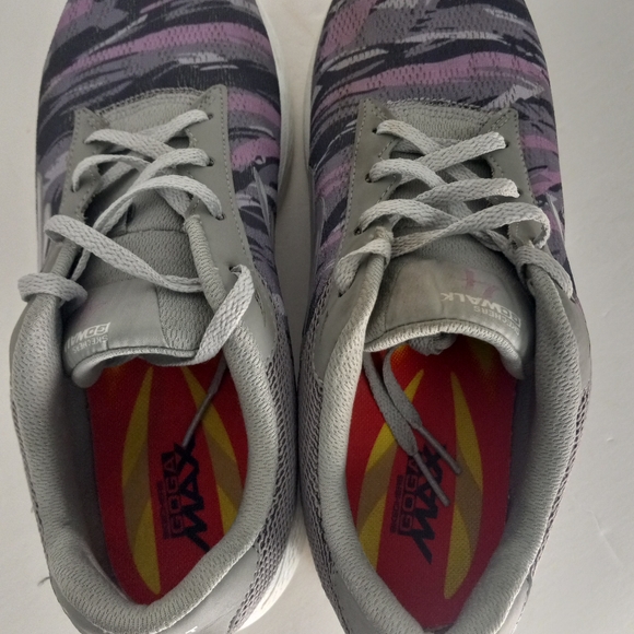 Skechers GOGA Max- Go Walk 4 Shoes (8) Gray/Purple Color - Picture 4 of 7